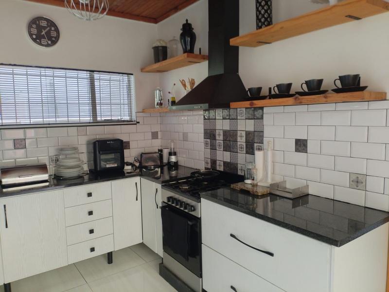 3 Bedroom Property for Sale in Chrismar Western Cape